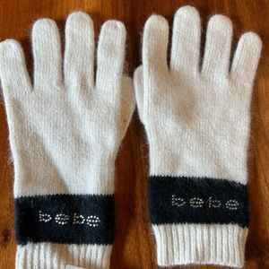 NWT bebe angora gloves
